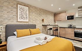 Very charming Studio District Le Marais (Commines)